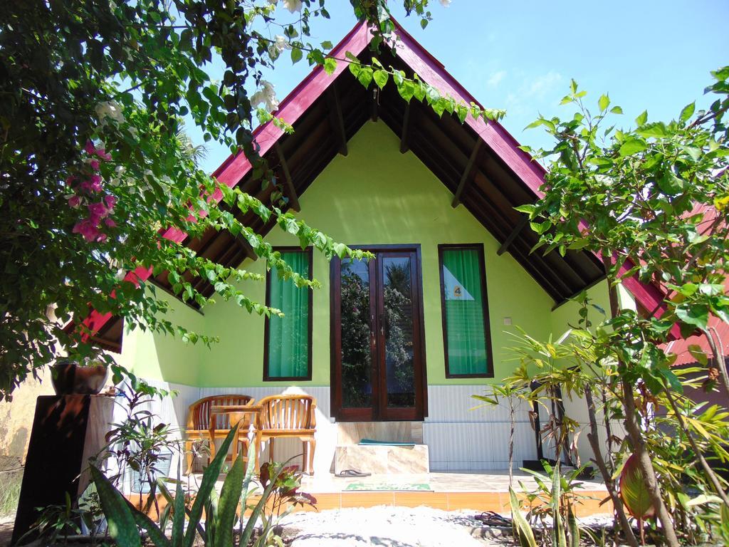 Brother Bungalow Gili Trawangan Exterior photo