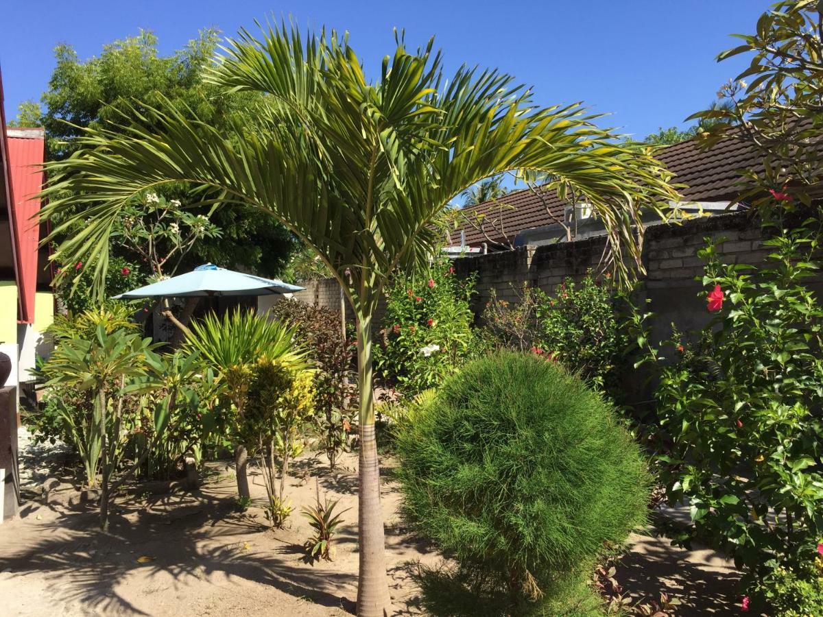 Brother Bungalow Gili Trawangan Exterior photo